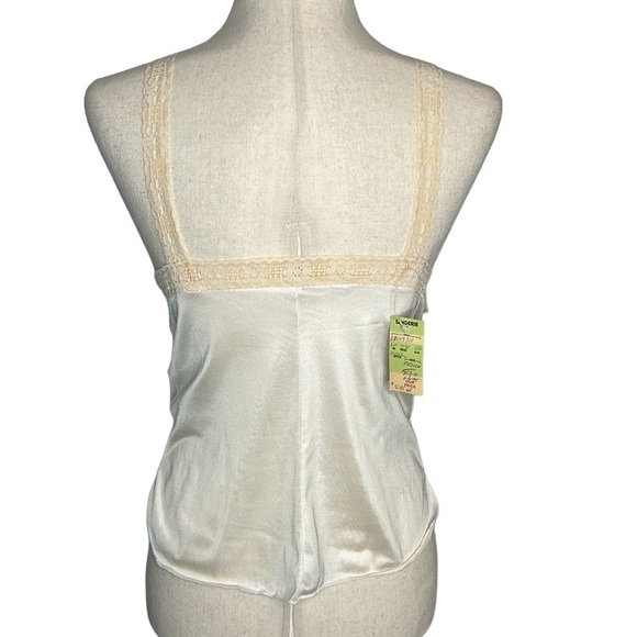 Vintage Camisole‎ Silky Nylon Lace Trim NWT Made in USA Size Medium Peter Pan - Picture 2 of 6